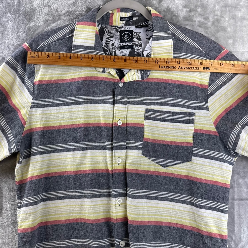 Volcom Horzy SS Shirt Men XL Gray Yellow Red Striped Slim Fit Cotton (1722) - Picture 7 of 10